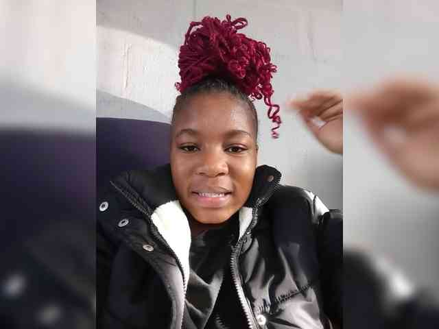 JoziBaddiee webcam