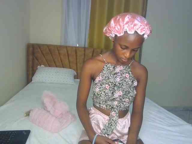 JoziBaddiee webcam