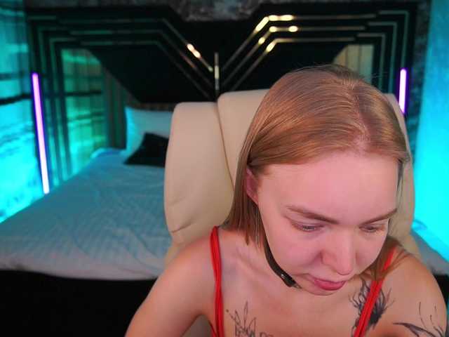 EmilySunShine live cam on BongaCams