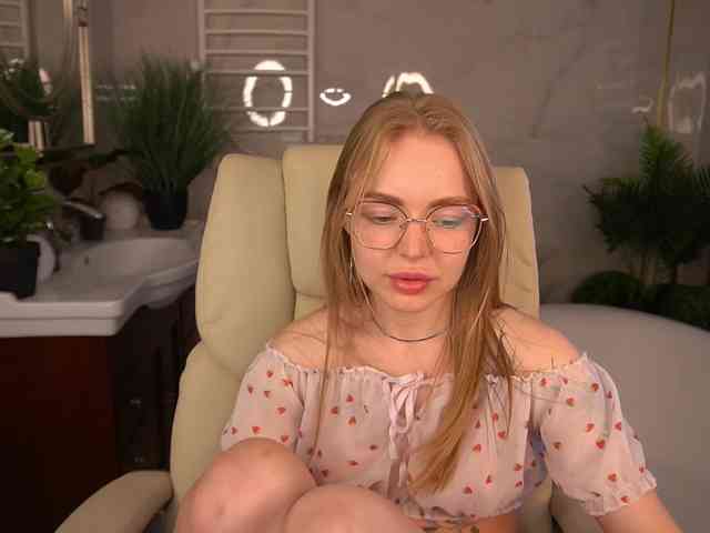 EmilySunShine webcam