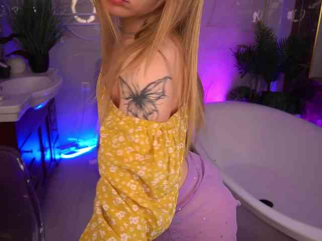 EmilySunShine webcam