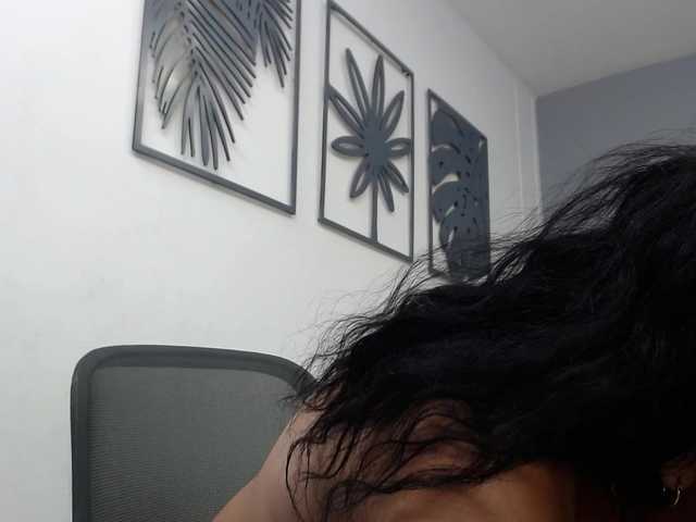 cataleya-pregnant live cam on BongaCams