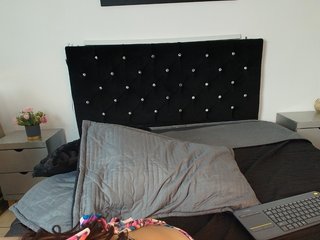 MiiaEvvanns Porn Show