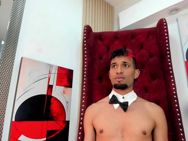 MichaelHanks live webcam show