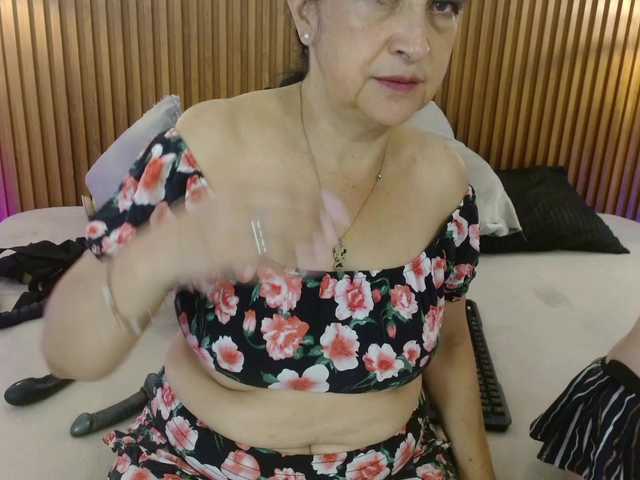 IrisyAnnita69