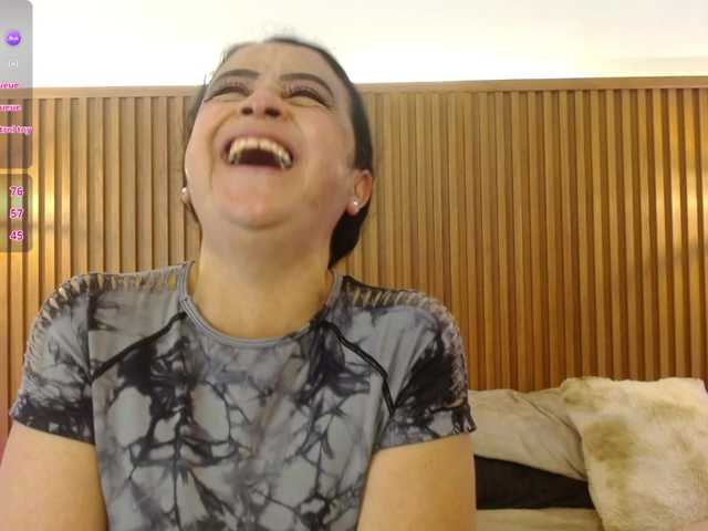 IrisyAnnita69 live webcam show