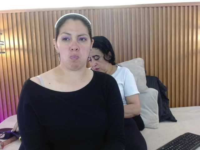 IrisyAnnita69 live cam on BongaCams