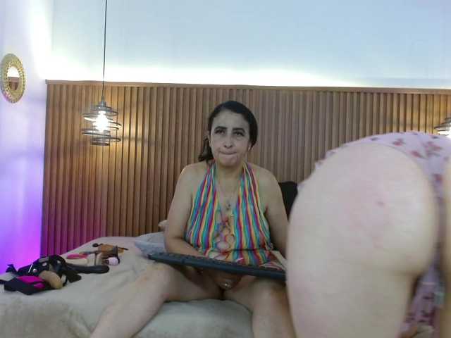 IrisyAnnita69