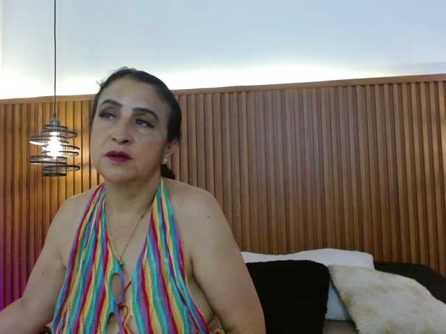 IrisyAnnita69