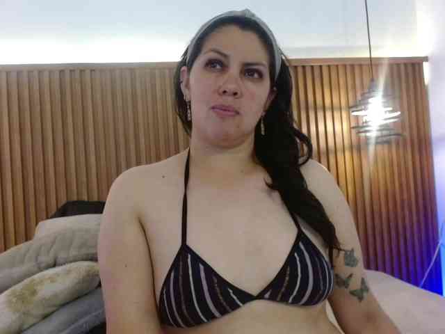 IrisyAnnita69 webcam