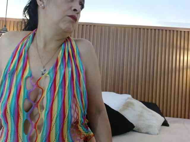 IrisyAnnita69 webcam