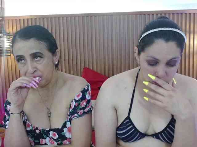 IrisyAnnita69 webcam