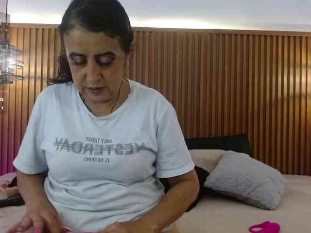 IrisyAnnita69 webcam