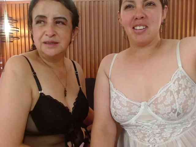 IrisyAnnita69 webcam