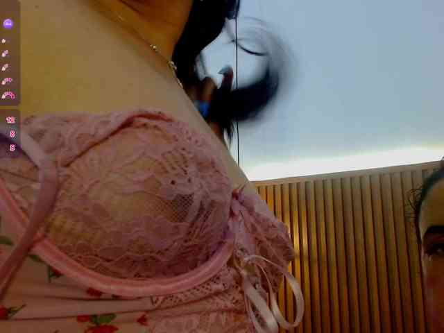 Model: IrisyAnnita69