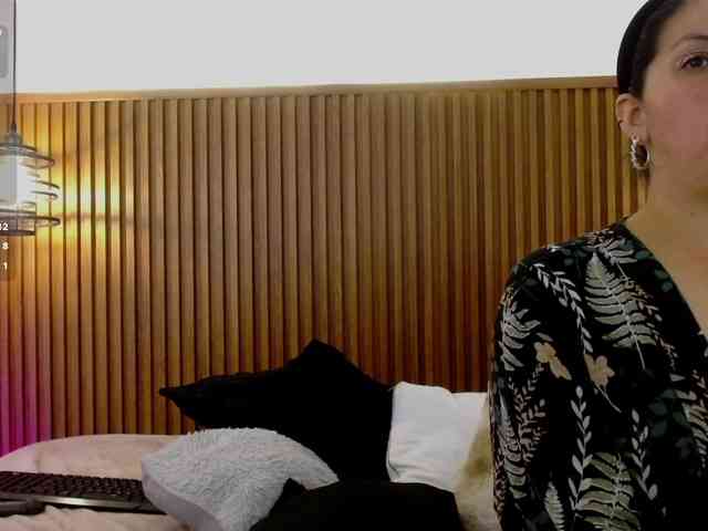 IrisyAnnita69 webcam