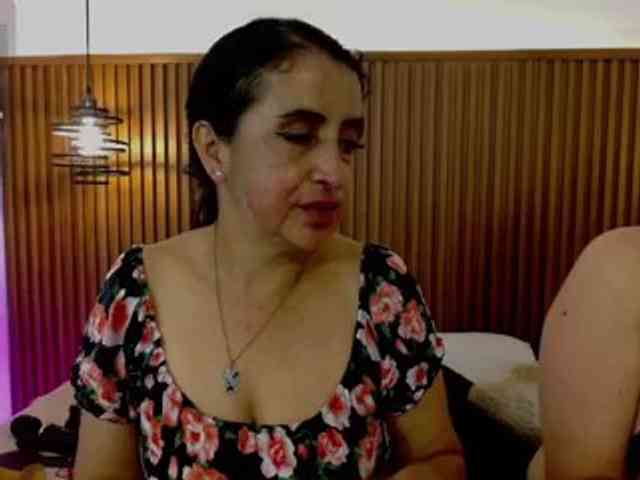 IrisyAnnita69 webcam