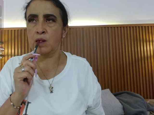 IrisyAnnita69 IrisyAnnita69