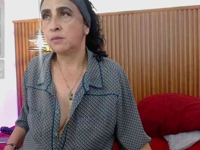 IrisyAnnita69 IrisyAnnita69