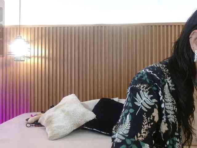 IrisyAnnita69 webcam