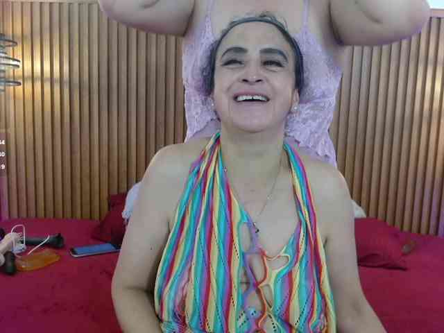 IrisyAnnita69 webcam