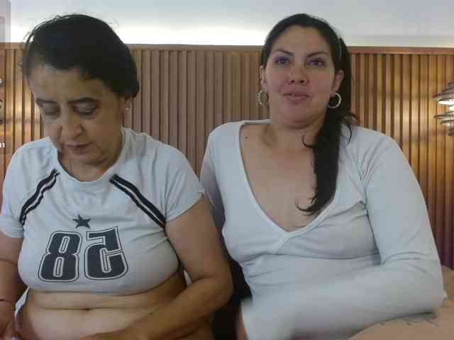 IrisyAnnita69 webcam
