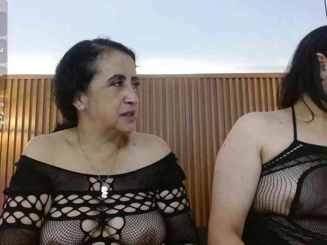 IrisyAnnita69 webcam