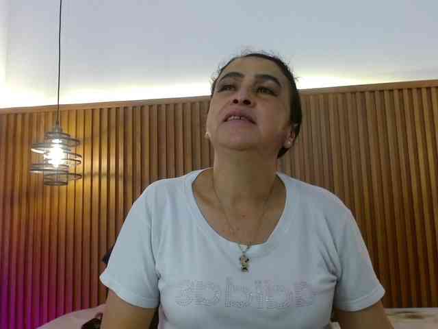 IrisyAnnita69