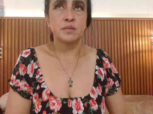 IrisyAnnita69 webcam
