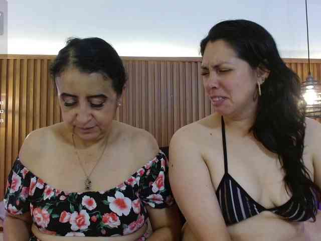 IrisyAnnita69 webcam
