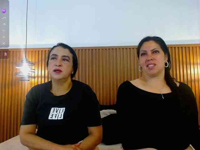 IrisyAnnita69 webcam
