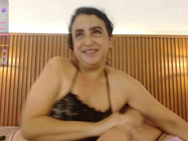 IrisyAnnita69 webcam