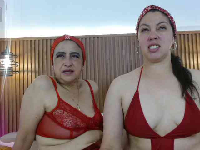 IrisyAnnita69 webcam
