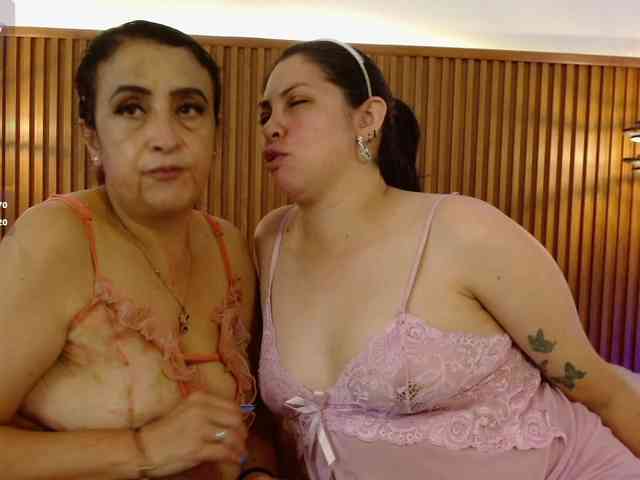IrisyAnnita69 webcam