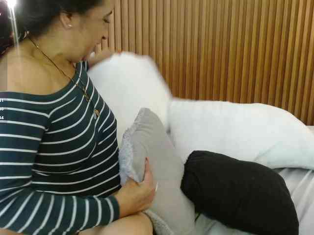 IrisyAnnita69 webcam