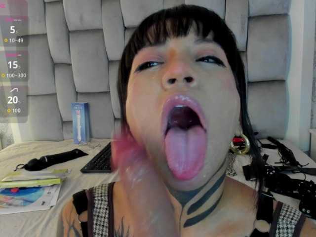 PandoraNyx live cam on BongaCams