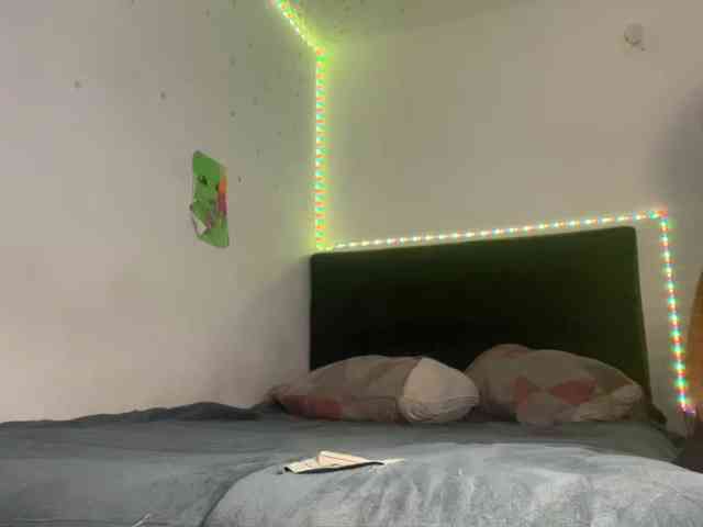 MrandMsHot webcam
