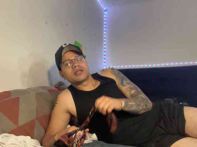 MrandMsHot webcam