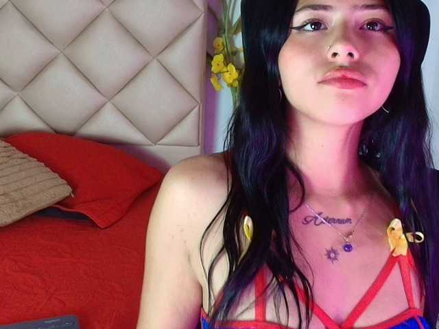 ConiRose live cam on BongaCams