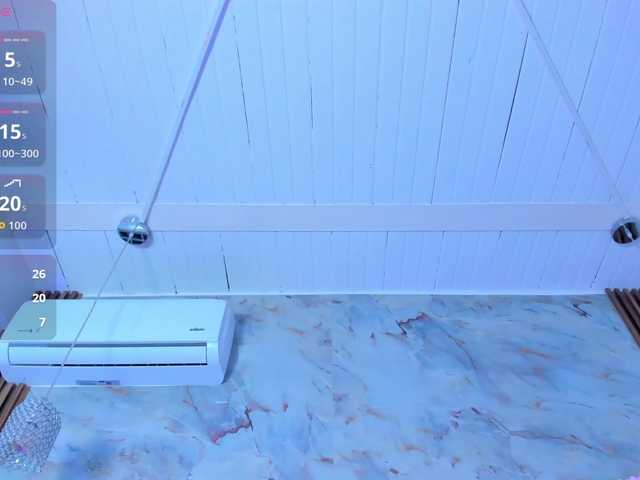 LalaVarela live cam on BongaCams