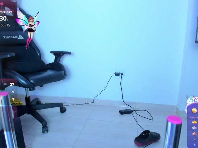 LalaVarela live cam on BongaCams