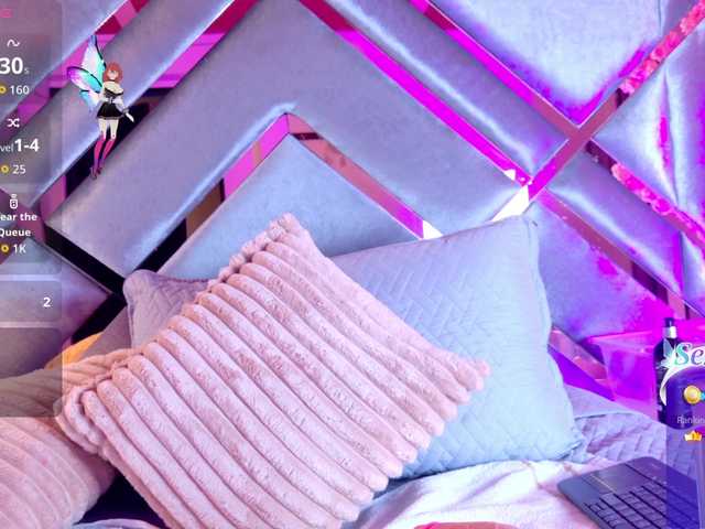 LalaVarela live cam on BongaCams