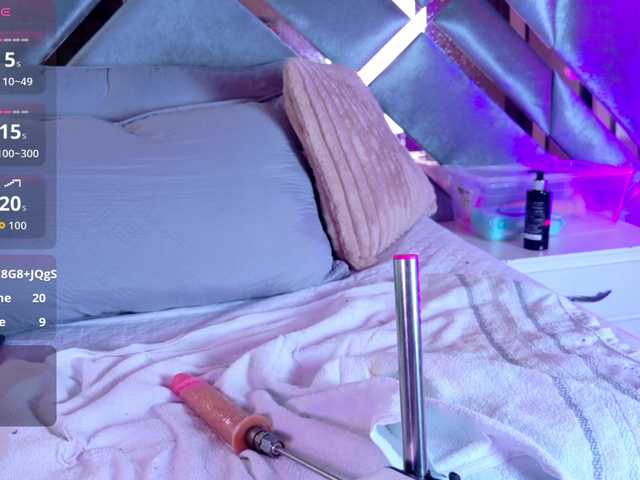 LalaVarela live cam on BongaCams
