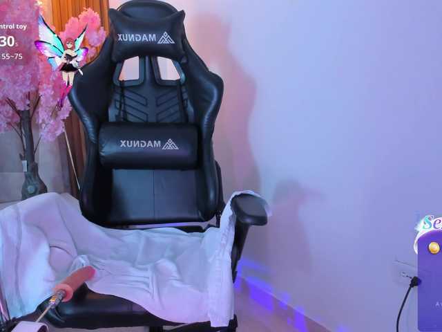 LalaVarela live cam on BongaCams