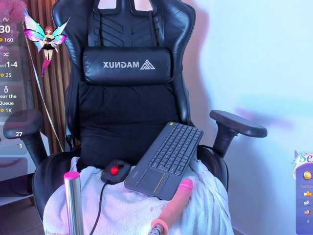 LalaVarela live cam on BongaCams