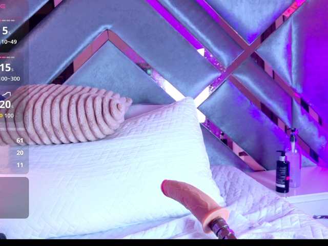 LalaVarela live cam on BongaCams