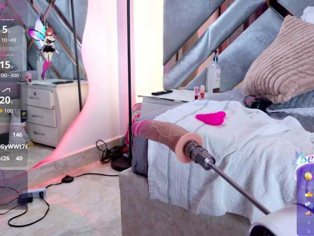 LalaVarela live cam on BongaCams