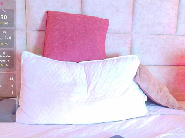 LalaVarela live webcam show