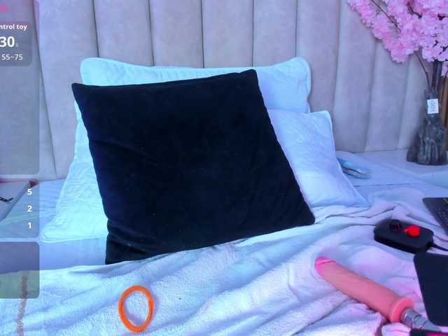 LalaVarela live cam on BongaCams