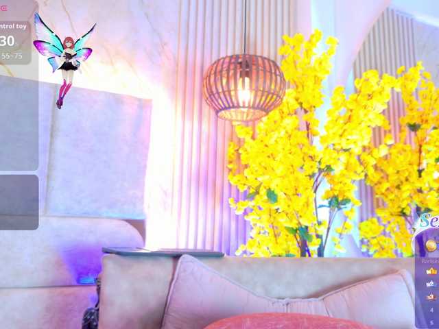 LalaVarela live cam on BongaCams